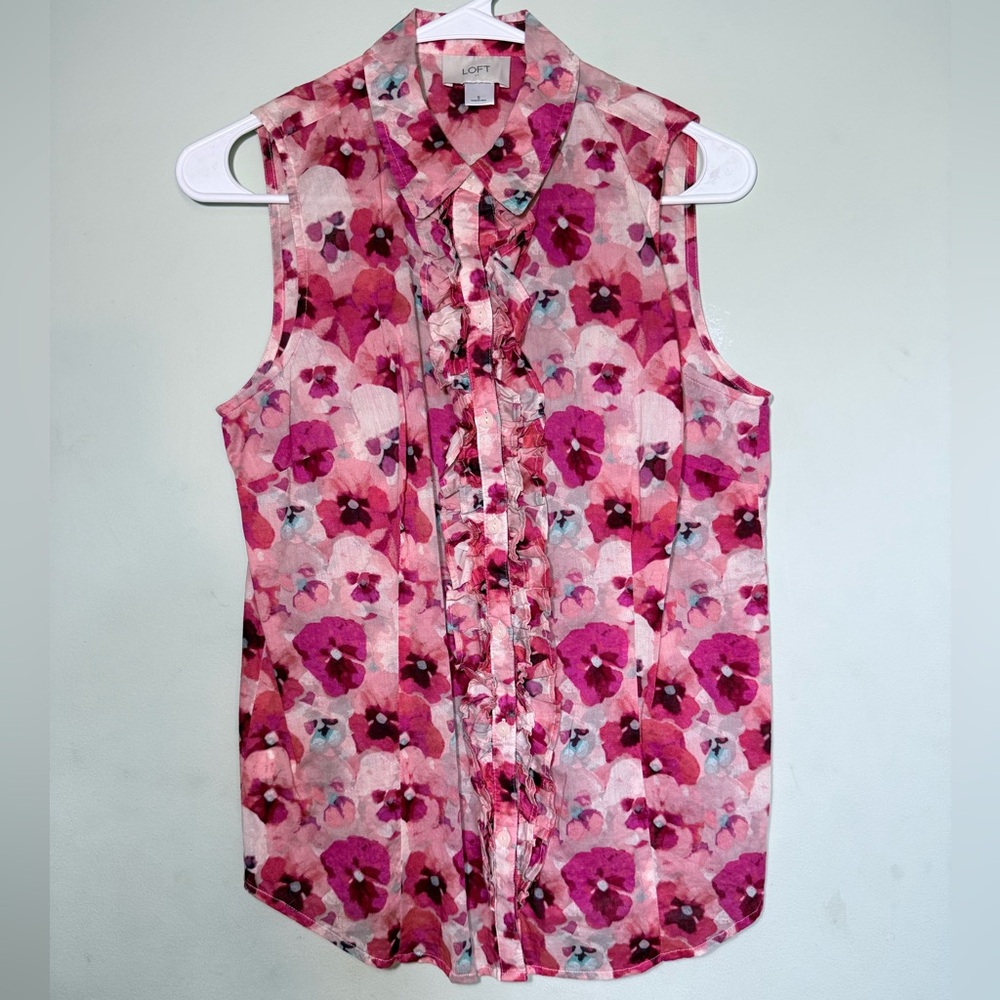 Ann Taylor LOFT Blouse. Size S.